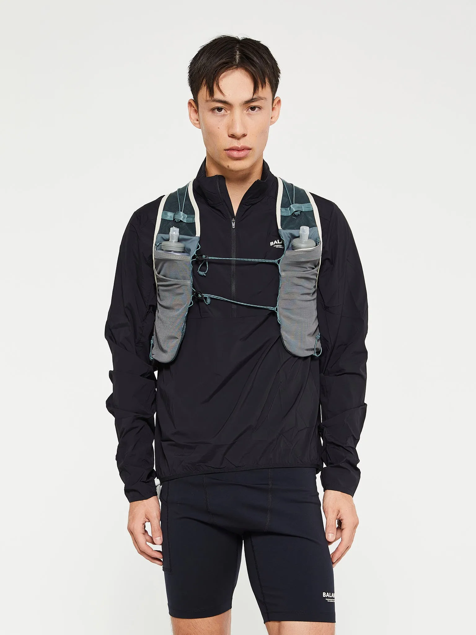 Slope Runner Vest in Nouveau Green