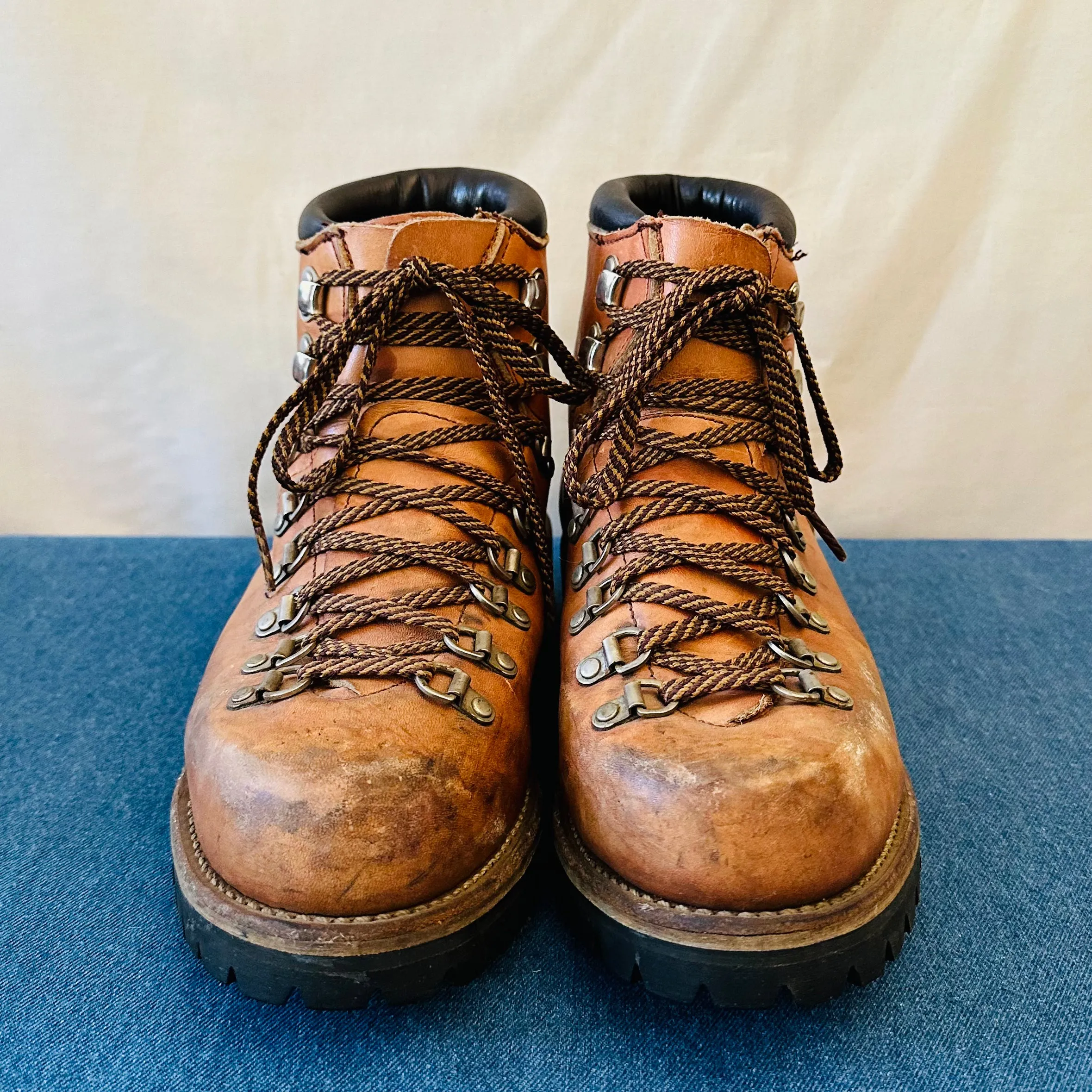 Vintage: Red Wing Trekking Boots